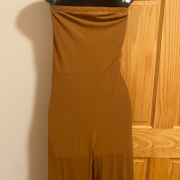 Jumpsuit - Picture 2 of 3